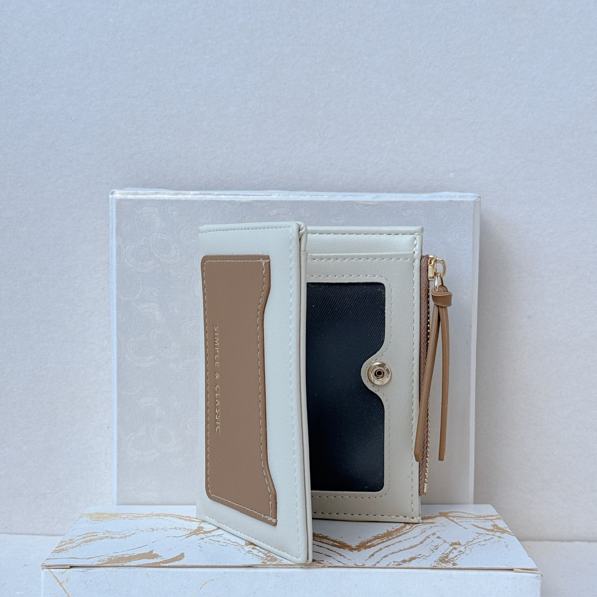 Billetera Corta Ref: D2000-B120